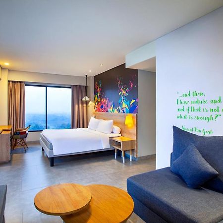 Отель Ibis Styles Bogor Raya Экстерьер фото