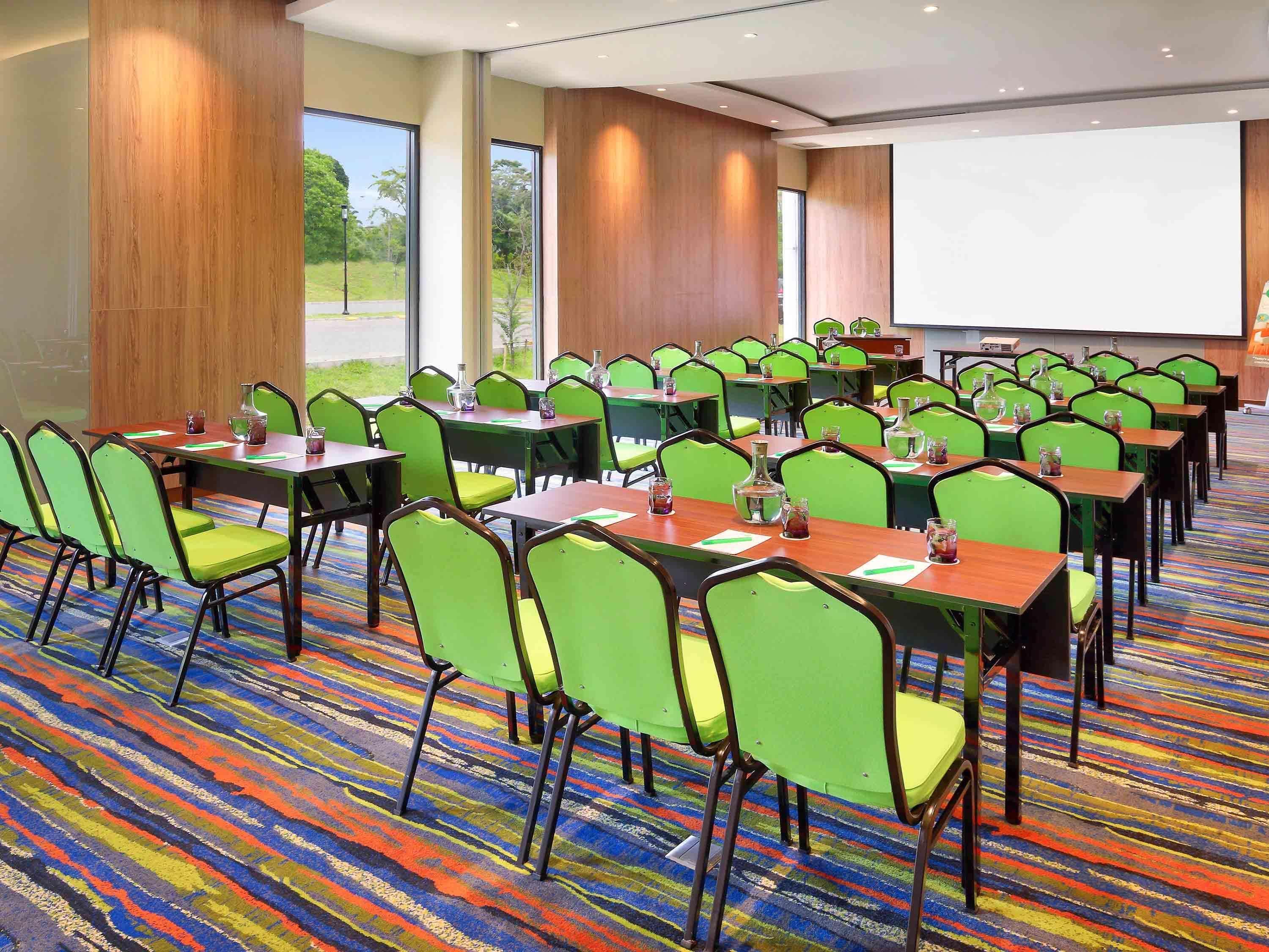 Отель Ibis Styles Bogor Raya Экстерьер фото