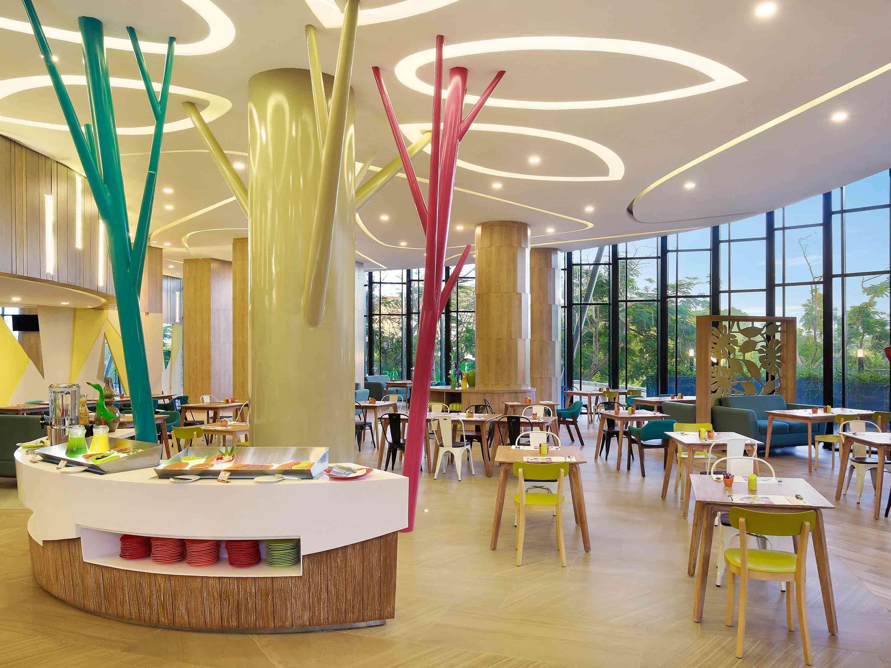 Отель Ibis Styles Bogor Raya Экстерьер фото