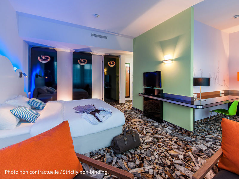 Отель Ibis Styles Bogor Raya Экстерьер фото