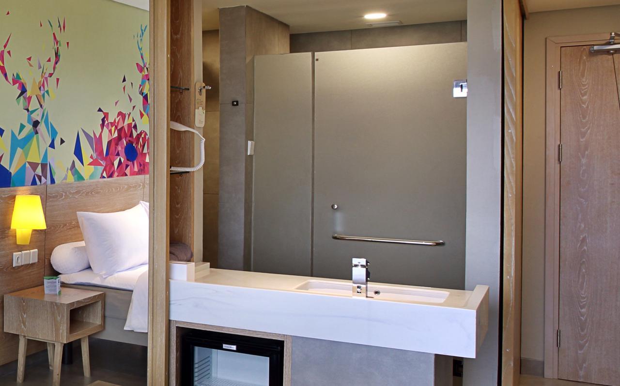 Отель Ibis Styles Bogor Raya Экстерьер фото