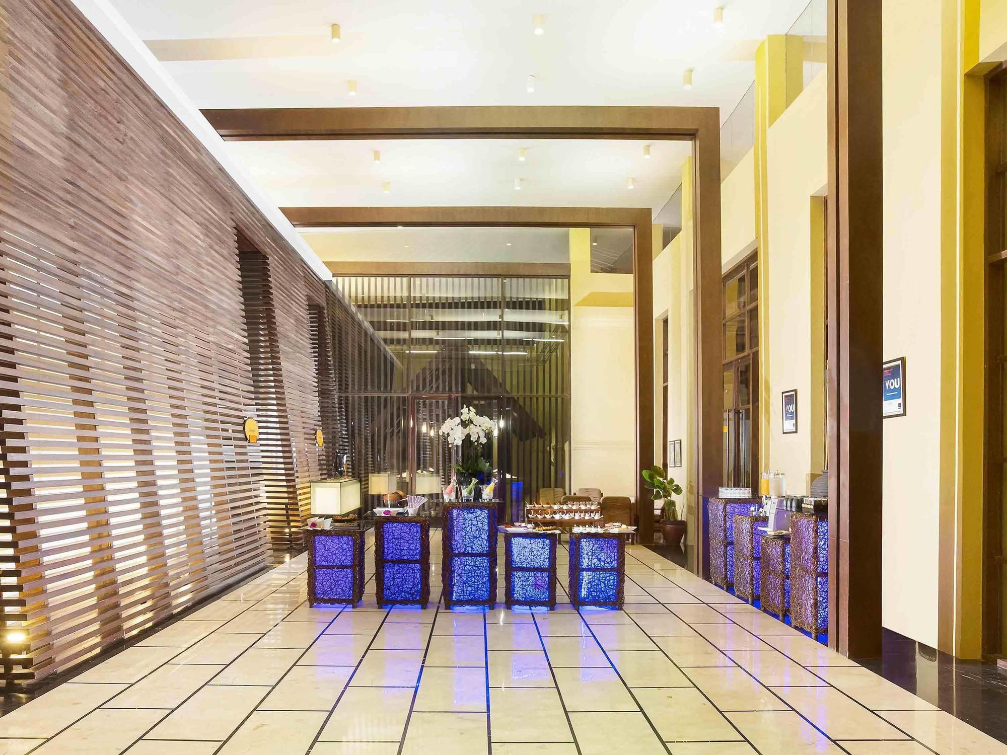 Отель Ibis Styles Bogor Raya Экстерьер фото